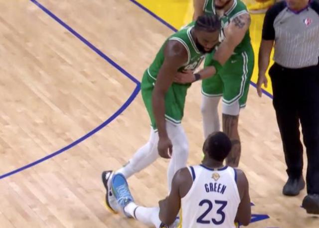 nba直播-造18次失误拿到33分 勇士找到总决赛赢球最佳模板